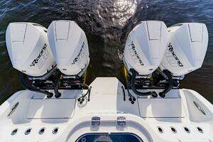2024 Costa Custom 34 SV thumbnail 11