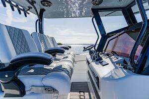2024 Costa Custom 34 SV thumbnail 19