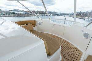 2007 Viking 64 Convertible thumbnail 28