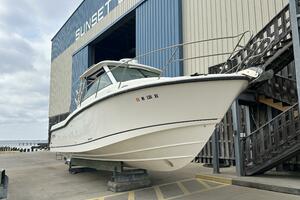 31ft Boston Whaler Yacht For Sale