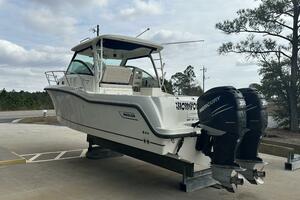 31ft Boston Whaler Yacht For Sale
