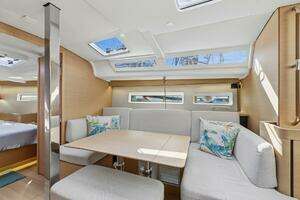 2021 Jeanneau 440 thumbnail 35