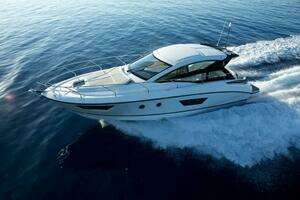 2019 Beneteau Gran Turismo 40 thumbnail 7