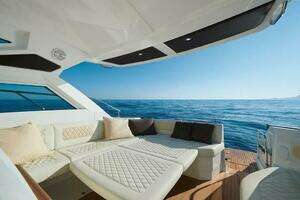 2019 Beneteau Gran Turismo 40 thumbnail 12