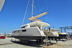Rhapsody 52ft Lagoon Yacht For Sale