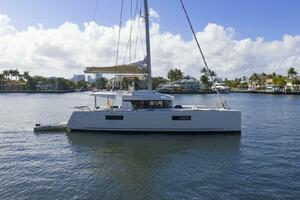 Rhapsody 52ft Lagoon Yacht For Sale