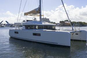 Rhapsody 52ft Lagoon Yacht For Sale