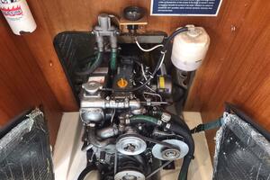VELELLA 35ft Hunter Yacht For Sale