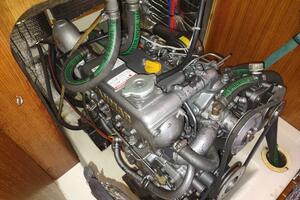 VELELLA 35ft Hunter Yacht For Sale