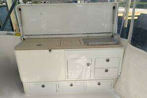 2007 Luhrs 41 Hardtop Express thumbnail 22