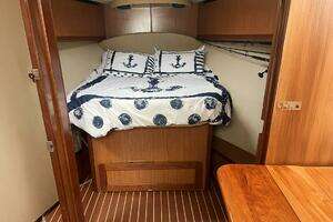 2007 Luhrs 41 Hardtop Express thumbnail 7
