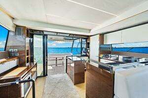 2019 Prestige 630 Flybridge thumbnail 32