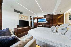 2019 Prestige 630 Flybridge thumbnail 52