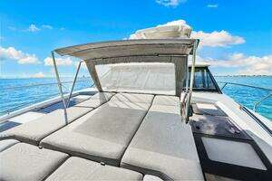 2019 Prestige 630 Flybridge thumbnail 19