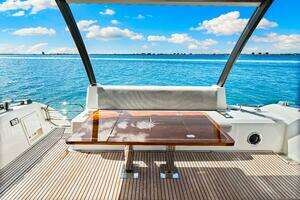 2019 Prestige 630 Flybridge thumbnail 25