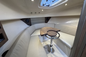 28ft Boston Whaler Yacht For Sale