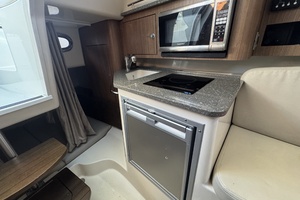 28ft Boston Whaler Yacht For Sale