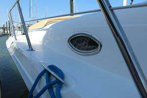 1996 Sea Ray 500 Sundancer thumbnail 9