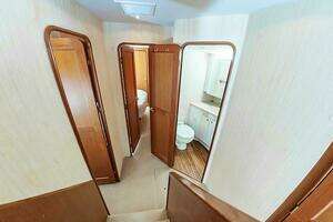 2003 Ocean 57 Convertible thumbnail 39