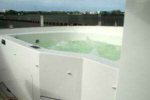 2012 Lazzara Yachts thumbnail 37