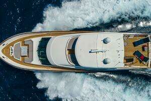 2012 Lazzara Yachts thumbnail 57