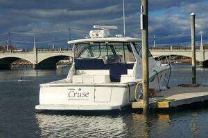 2006 Tiara Yachts 4200 Open thumbnail 3