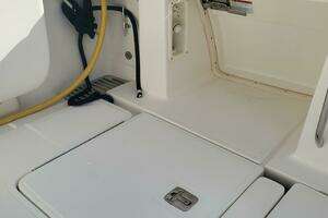 2006 Tiara Yachts 4200 Open thumbnail 8