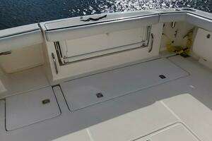 2006 Tiara Yachts 4200 Open thumbnail 11