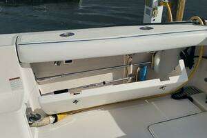 2006 Tiara Yachts 4200 Open thumbnail 10