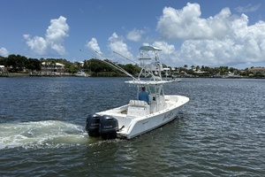 INVICTUS 32ft Regulator Yacht For Sale