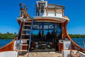 2021 Hinckley Talaria 55 Flybridge MKII thumbnail 9