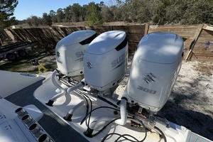 Reel Anomaly 35ft Wellcraft Yacht For Sale