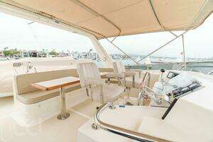 1999 Offshore Yachts 52 Pilothouse thumbnail 17