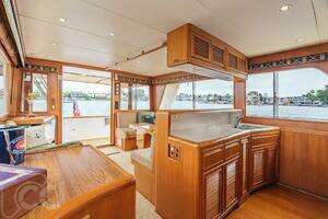 1999 Offshore Yachts 52 Pilothouse thumbnail 11
