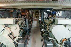1999 Offshore Yachts 52 Pilothouse thumbnail 37