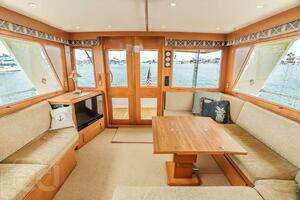 1999 Offshore Yachts 52 Pilothouse thumbnail 8