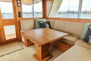 1999 Offshore Yachts 52 Pilothouse thumbnail 9