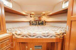 1999 Offshore Yachts 52 Pilothouse thumbnail 32