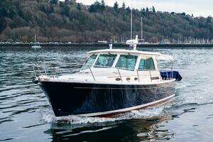 2010 Back Cove 37 thumbnail 1