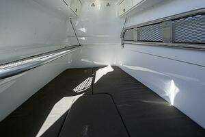 2010 Yellowfin 42 Offshore thumbnail 10