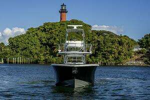 2010 Yellowfin 42 Offshore thumbnail 3
