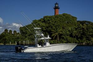 2002 Yellowfin thumbnail 24