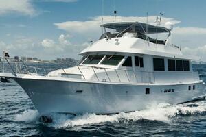 HATT S OFF 74ft Hatteras Yacht For Sale