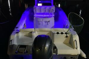 Photo 5904998 for 2017 Sea Hunt 235 SE  