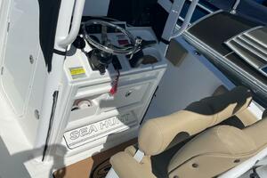 Photo 5904994 for 2017 Sea Hunt 235 SE  