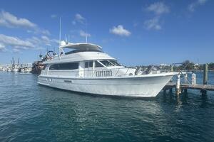 ISLAND DANCER 75ft Hatteras Yacht For Sale