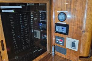 56ft Navigator Yacht For Sale