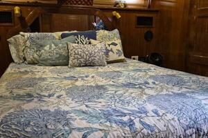 56ft Navigator Yacht For Sale