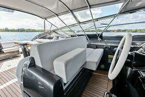 2015 Riva 63 Virtus thumbnail 37