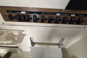 Veritas 30ft Mainship Yacht For Sale